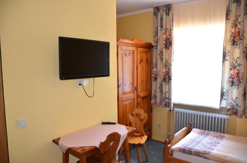 Landgasthof Zur Quelle Seeshaupt Habitación foto