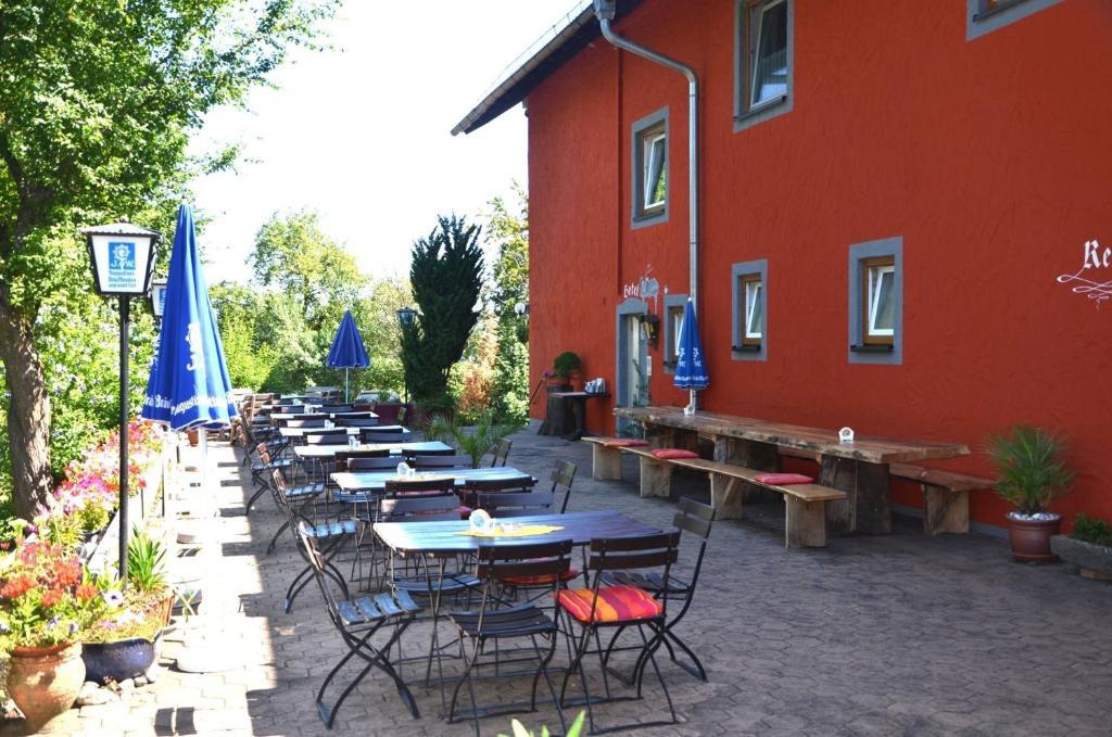 Landgasthof Zur Quelle Seeshaupt Exterior foto